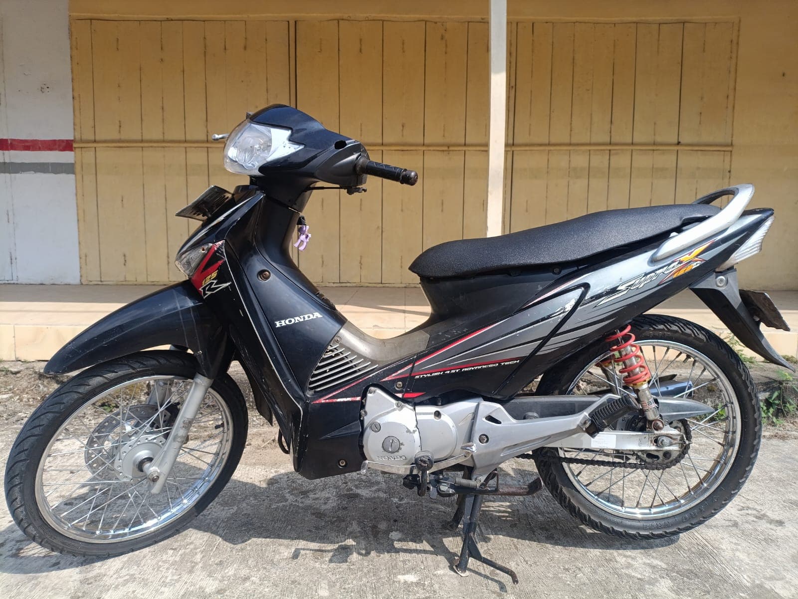 Gambar motor 2