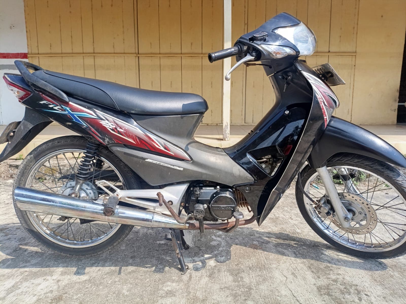 Gambar motor 1