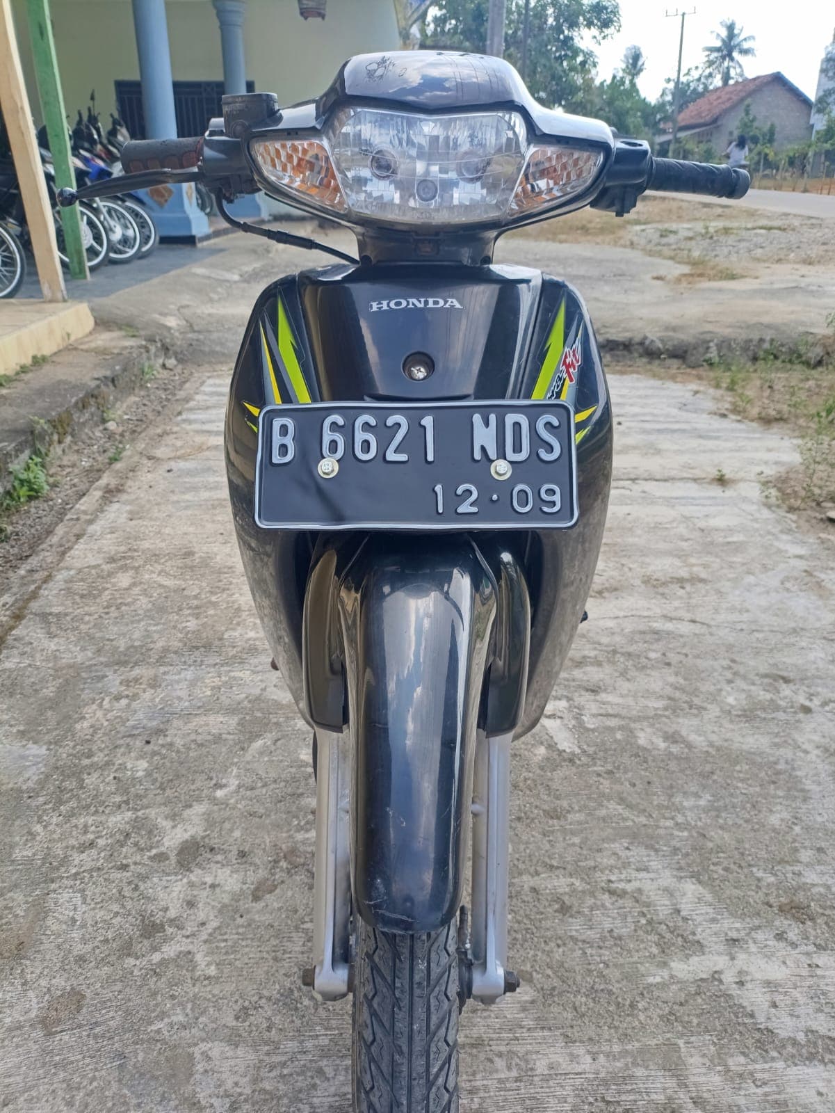 Gambar motor 3